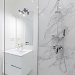 Luxury Collection - Premium Apartment *