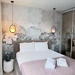 Luxury Collection - Premium Apartment *