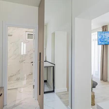 Cozy Luxury Collection - Premium 브라쇼브