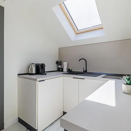 Cozy Luxury Collection - Premium 아파트 브라쇼브