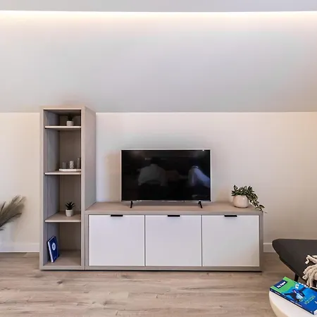 Cozy Luxury Collection - Premium 브라쇼브