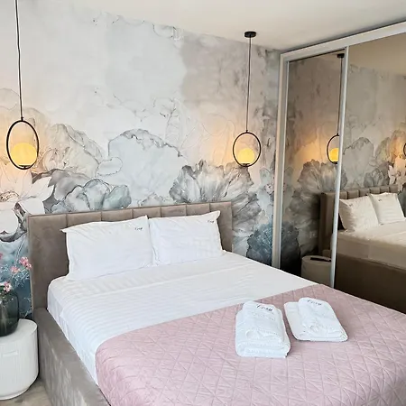 Cozy Luxury Collection - Premium Апартаменти Брашов